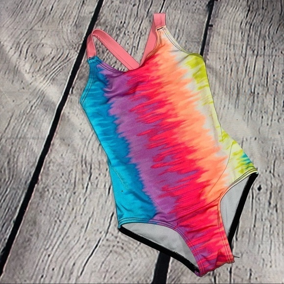 Cat & Jack swimsuit size 4/5 toddler - Picture 4 of 5